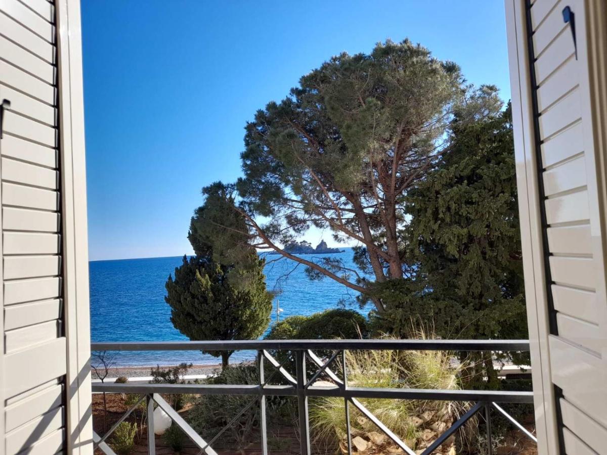 Luxbeachfront Petrovac Exterior photo