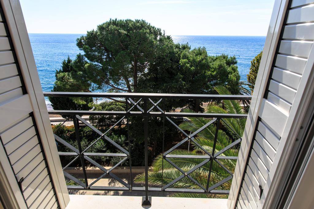 Luxbeachfront Petrovac Exterior photo