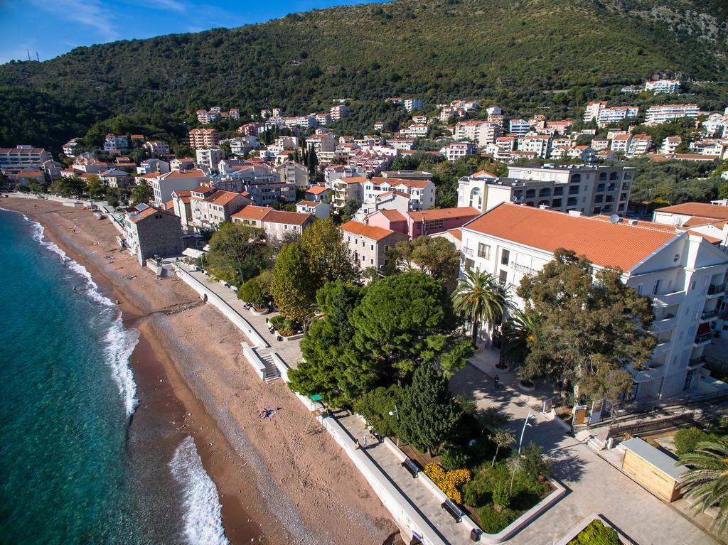 Luxbeachfront Petrovac Exterior photo